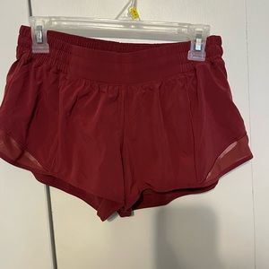 Lululemon hotty hot II short